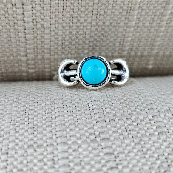 Women Rings Set of 5 rings Fashion Jewelry Silver Tone Rings Size 6.5 - Picture 7 of 10